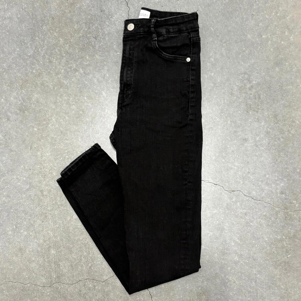 ZARA Plain Black Denim Jeans